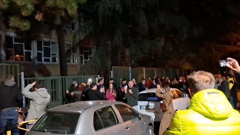 VIDEO Nakon godinu i pol dana: Ruše se šatori u 'Ćacilendu'