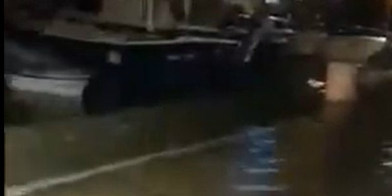 POPLAVA U MILNI: More potopilo rivu