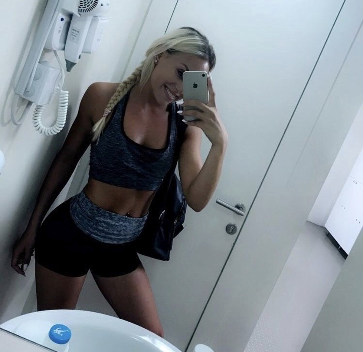 Lara Razmilić