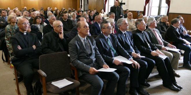 JEDINSTVEN NA SVIJETU: Otvoren Centar za epigrafička, paleografska i ...