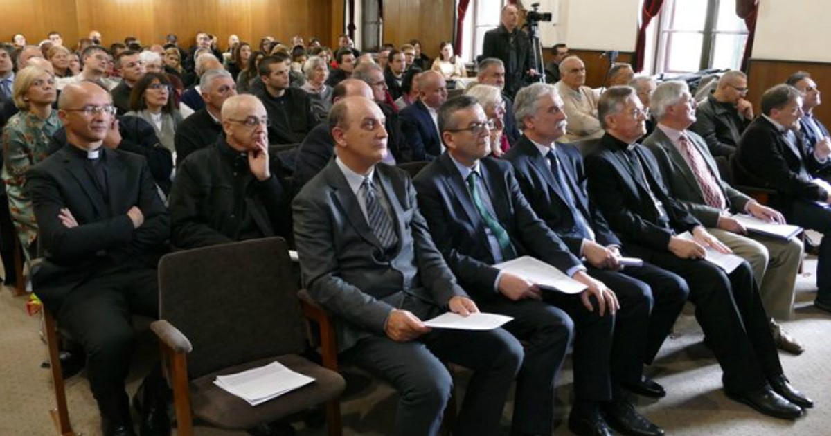 JEDINSTVEN NA SVIJETU: Otvoren Centar za epigrafička, paleografska i ...