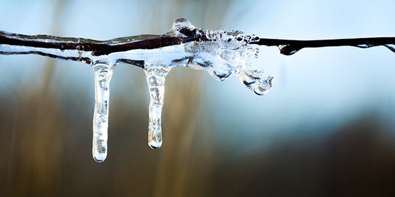 UGRIZ ZIME: U Dalmaciji jaka bura s kišom koja se može lediti na tlu