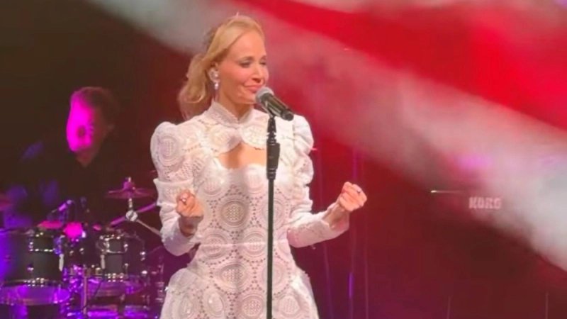 VIDEO Jelena Rozga rasplesala publiku, pogledajte atmosferu s Gospe od Loreta iznad Primoštena