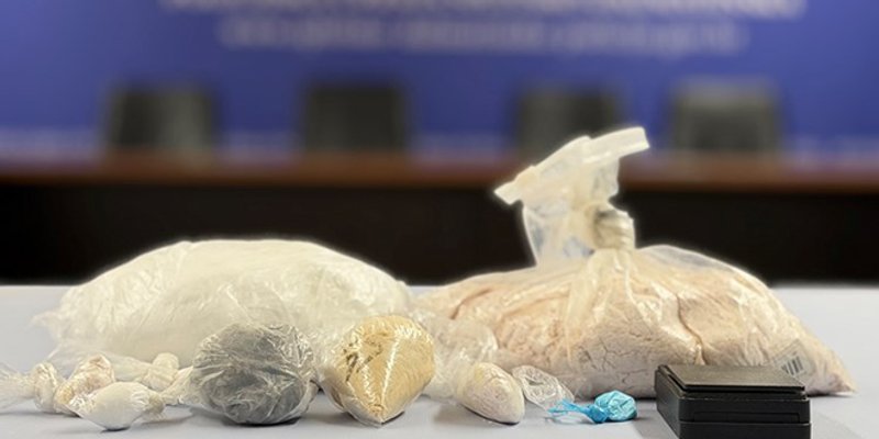 VIDEO Splitska policija zaplijenila više od 1,2 kilograma amfetamina, muškarac im je otprije poznat