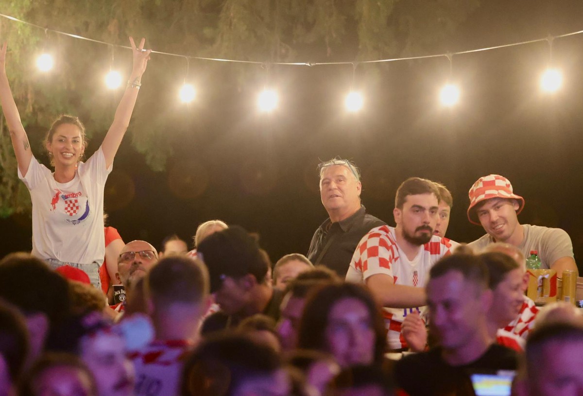 FOTO/VIDEO Pogledajte reakciju navijača na Zvončacu nakon Sučićevog gola!