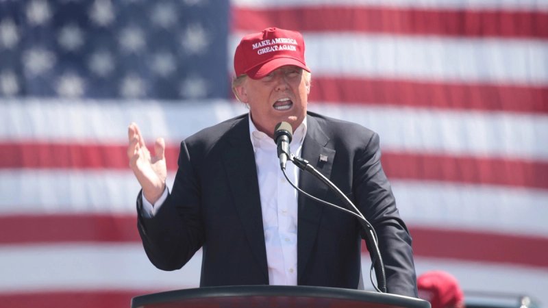 TRUMP PORUČIO IRANU: Nema nikakvog dogovora, samo bezuvjetna predaja!