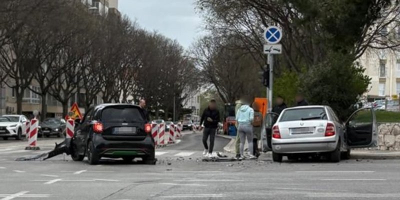 PROMETNA U SPLITU Sudar dva automobila