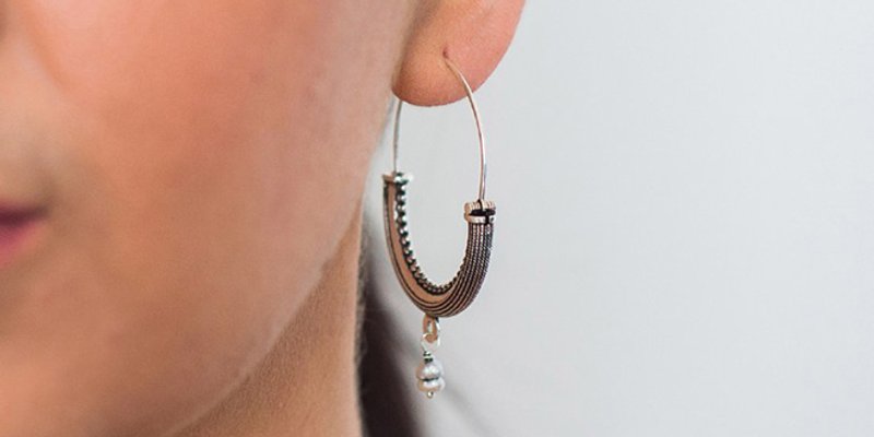 G11 STORE Zlatnim, srebrnim i bakrenim nakitom želimo upoznati svijet s ljepotom i bogatstvom naše tradicije