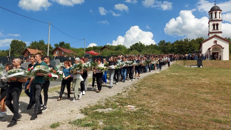FOTOGALERIJA Pokopana Dragana Antešević, žrtva požara kod Omiša