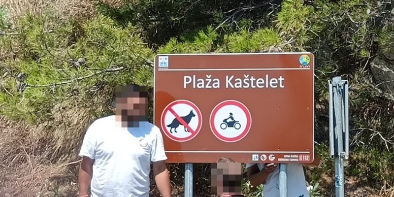 USKORO ISPRAVAK Na Kašteletu postavljen znak koji brani pristup motorima