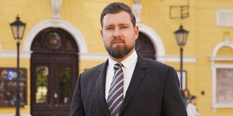 Čelan: Puljkova usporedba ploče JNA i ploče ukrajinskog konzulata je političko dno 