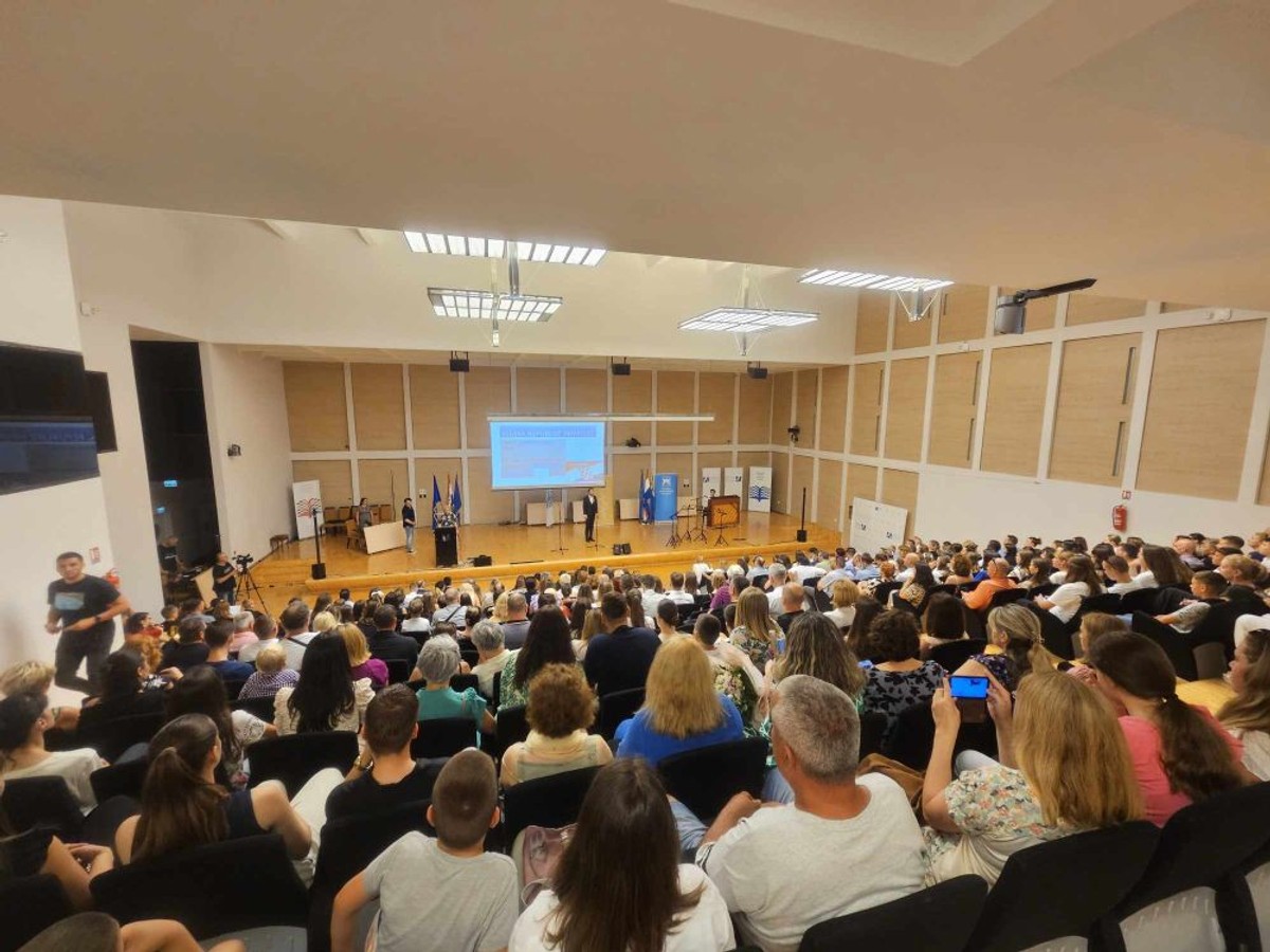 Nagrade učenicima i mentorima