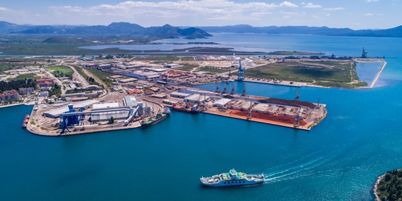 Luka Ploče zbog rata u Ukrajini do daljnjeg obustavlja trgovinu robom