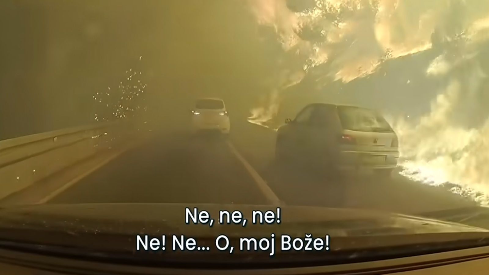VIDEO Jeziva snimka: Mađari s djetetom bježali od požara kod Omiša