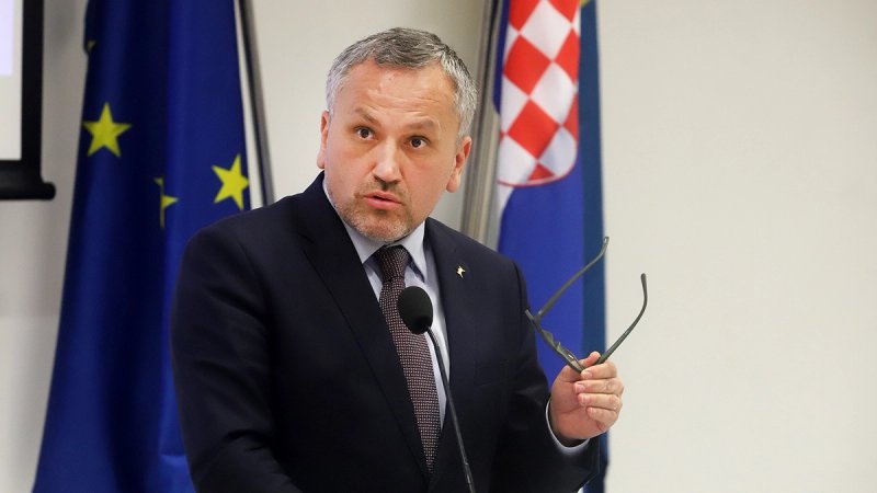 Gradski vijećnik održao lekciju Šimundiću zbog izjave o abortusu: 'Ne, Mate. Ispit nisi položija'