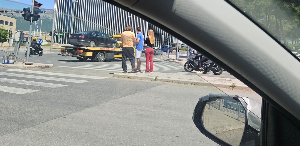 Sudar u Splitu, jedna osoba prevezena u bolnicu