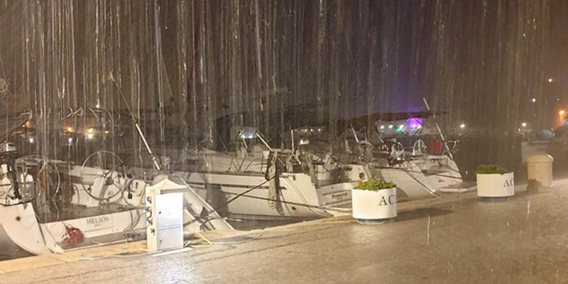 VIDEO Nevrijeme pogodilo Milnu na Braču