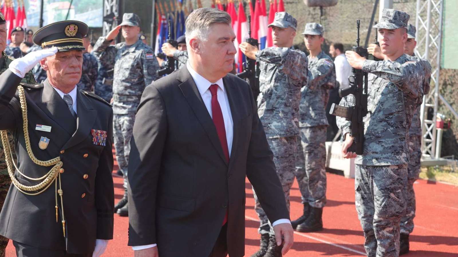 Milanović: Srbija se naoružava uz pomoć naših saveznika. Moramo se zapitati koliko će nas to koštati