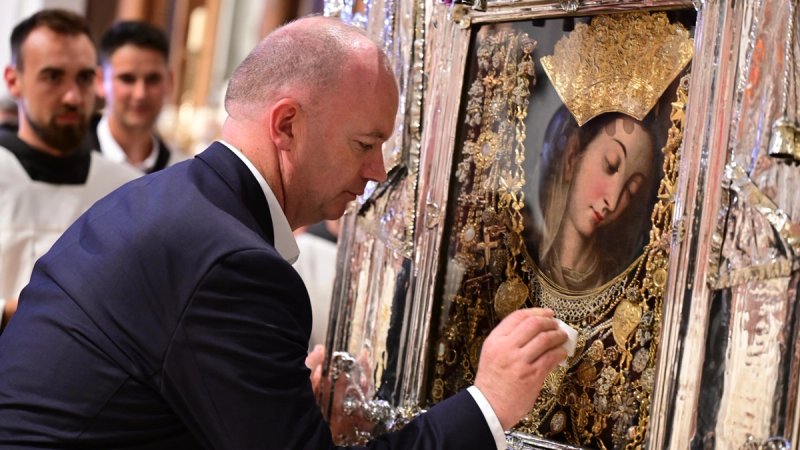 Ministar Šipić sudjelovao na obilježavanju blagdana Čudotvorne Gospe Sinjske