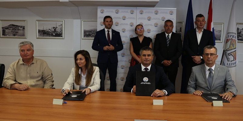 VAŽAN DAN 25 milijuna eura za Split i Kaštela: u dvije godine širi se gat i niče novi terminal