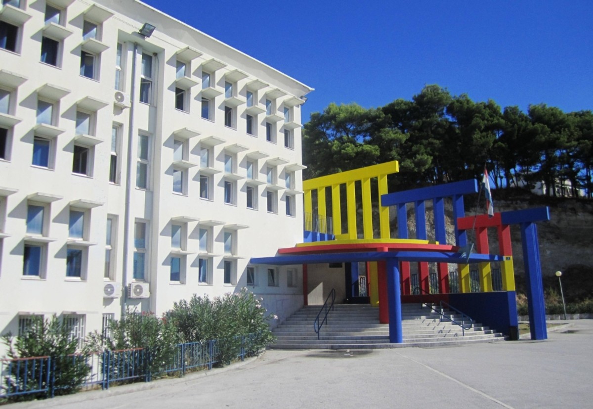 Osnovna škola Kamen-Šine