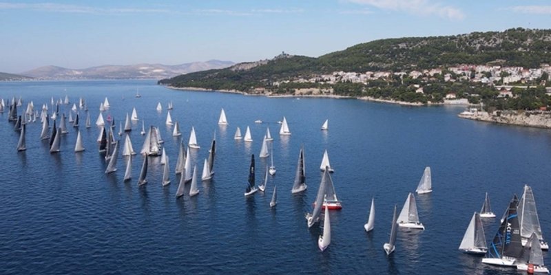 Mrdujska regata zaplovila uz feštu od spize: Dalmatinska marenda u znaku brujeta i dobre kapljice