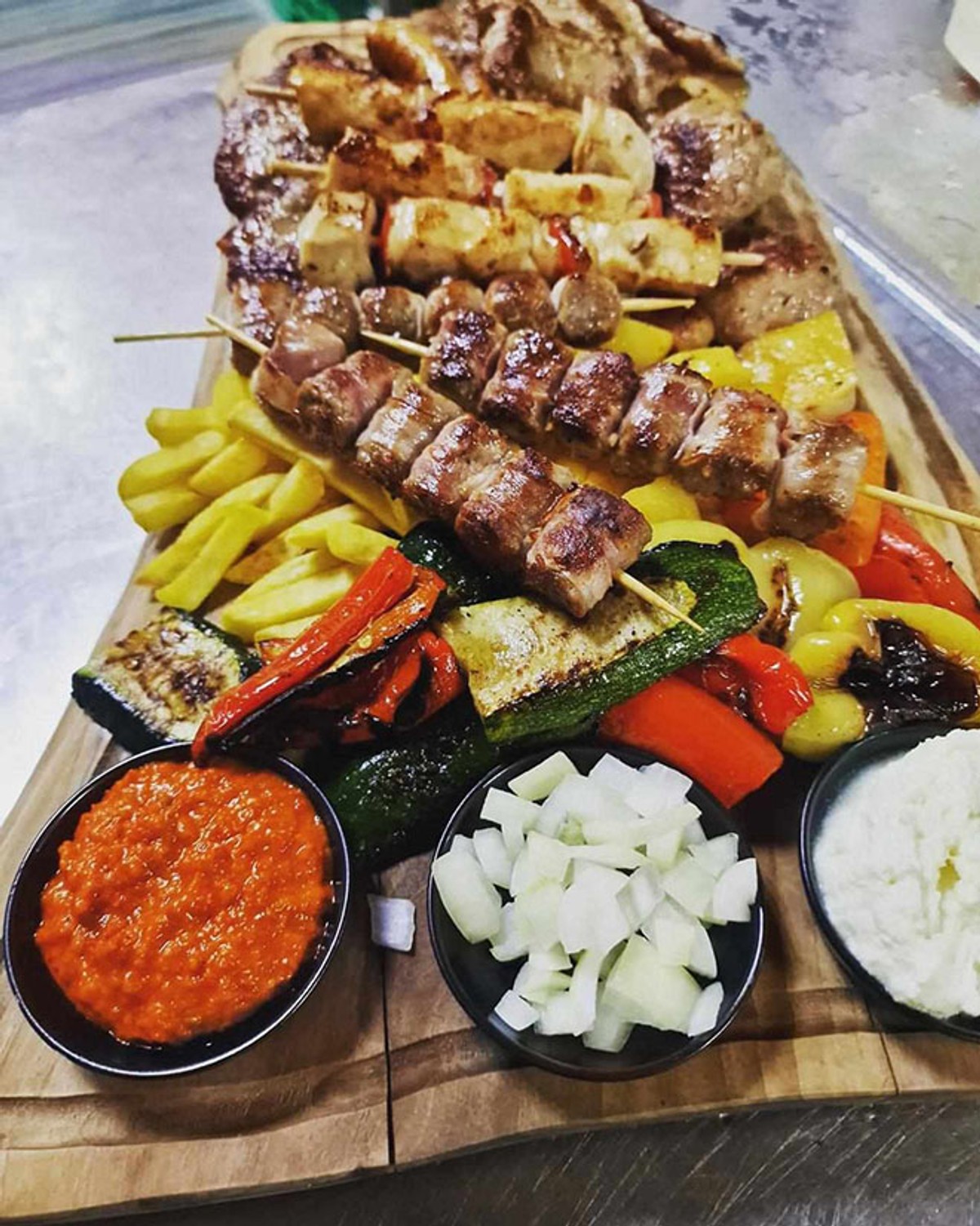 Planirate obiteljski ručak? Idealno mjesto s najvećim platama nalazi se blizu Splita...