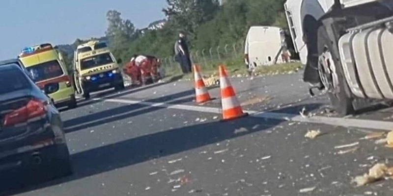 Policija objavila detalje stravične nesreće na A2: Dijete ispalo iz vozila, odmah preminulo
