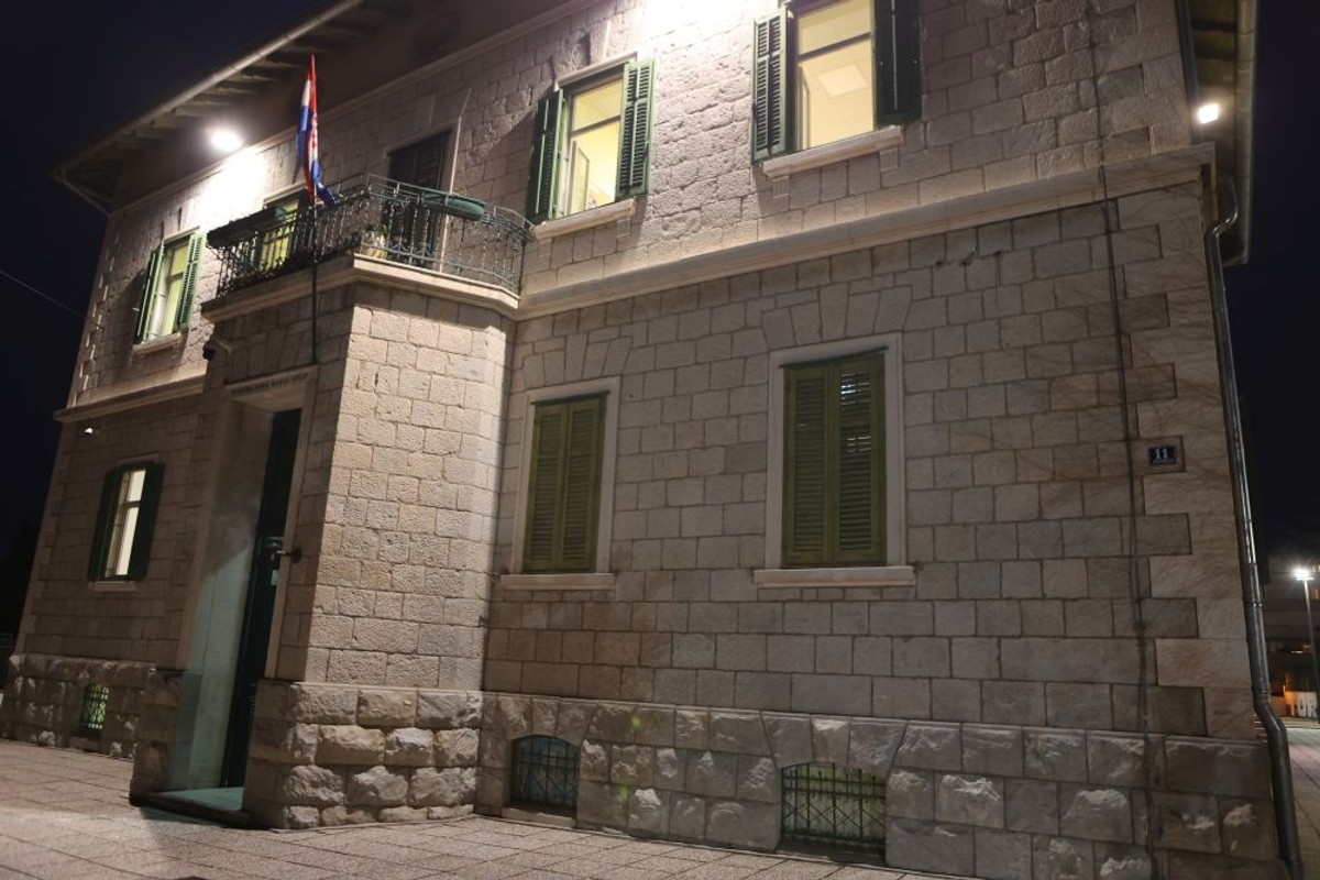 OŠ Manuš | foto: Bogdan Klarić