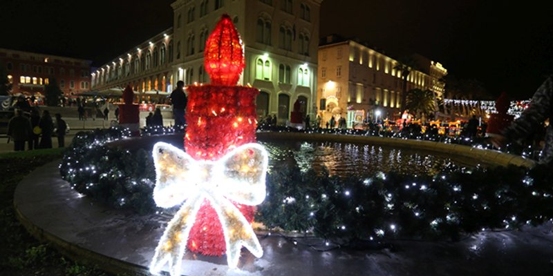 ADVENT U SPLITU Pod sloganom 'Ljubav nas spaja'