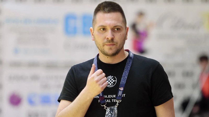 TRENER MNK HAJDUKA: 'Emotivno sam slomljen jer znam koliko je rada, odricanja i žrtve iza ovoga'