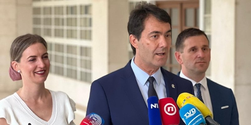 ĐOGAŠ UOČI IZBORA: 'U nedjelju biramo gradonačelnika koji nudi besplatni prijevoz ili gradonačelnika koji će vam reći da prodate auto ako nemate parking'