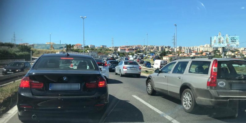 DUGO TOPLO LJETO Gužve od rotora Bilice do ulaza u Split