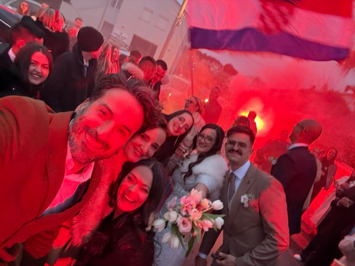 Marin Miletić dobio zeta. Posebno zahvalio svojoj djevojci, glumici Kristini Krepeli