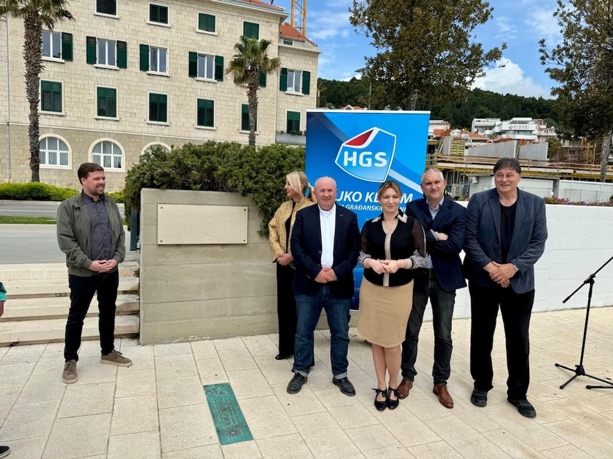 Kerum na Zapadnoj obali | foto: Veljko Martinović