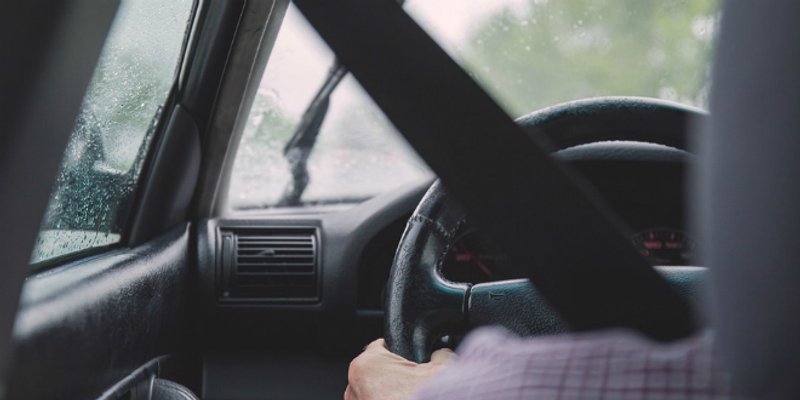 OŠTRA RESTRIKCIJA VOZAČKIH DOZVOLA: S 'B' kategorijom ubuduće maksimalna brzina 110 km/h i vozilo ne teže od 1,8 tona