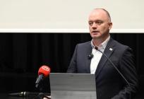 Ministar Šipić dodijelio 3,8 milijuna eura za dječje vrtiće i igrališta u Dalmaciji: 'To nije trošak'
