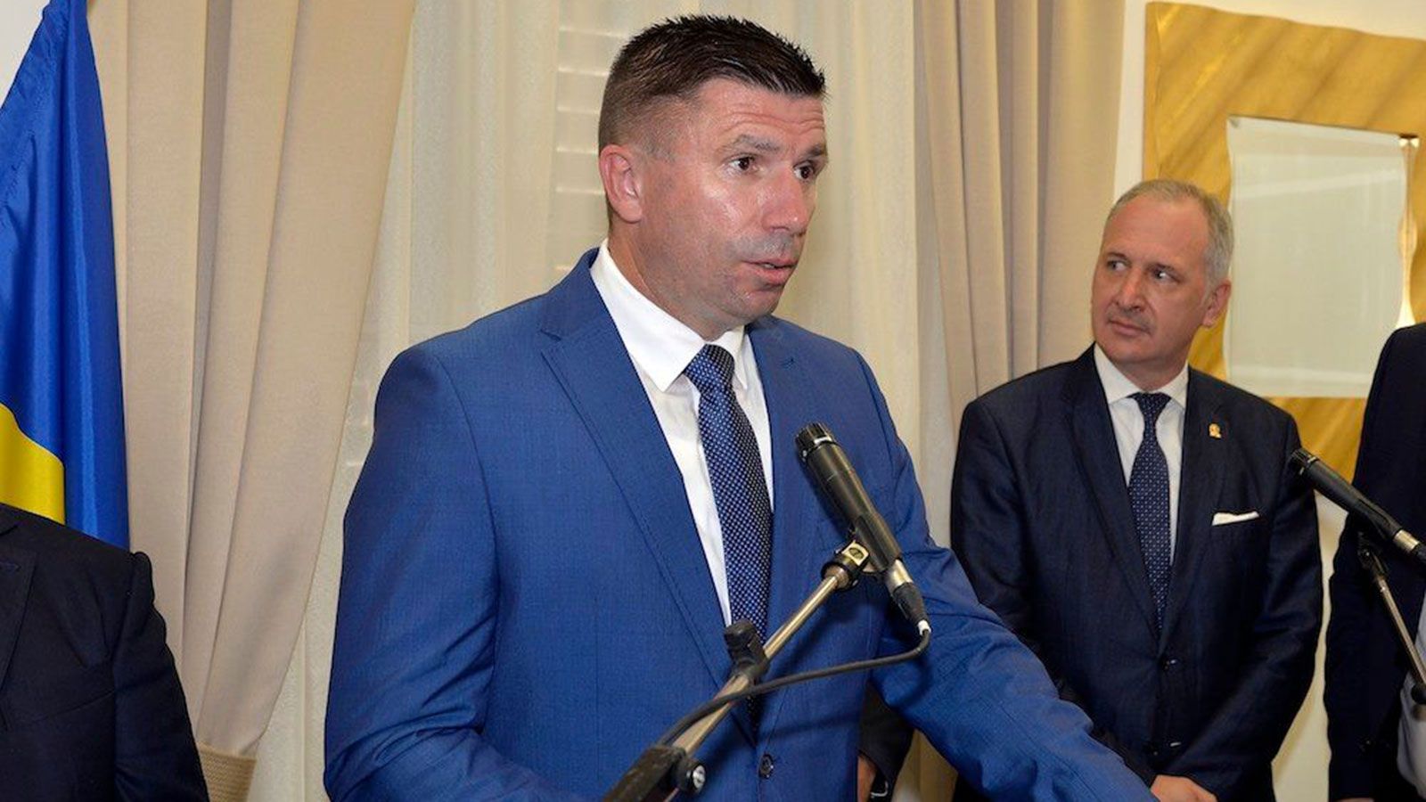 DRUGA STRANA BALUNA: Jesu li Hajduk i njegov navijački puk spremni prihvatiti suradnju u kojoj bi novac došao zajedno s dijeljenjem moći?