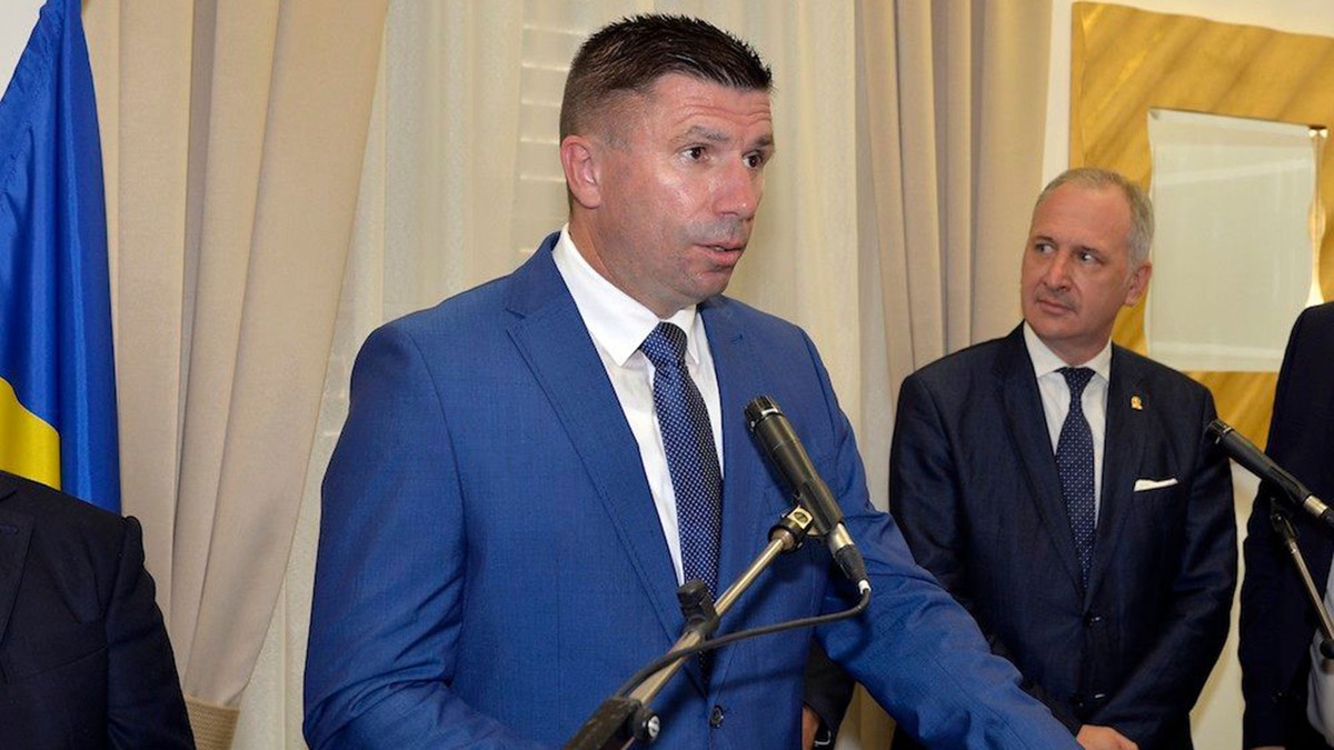 DRUGA STRANA BALUNA: Jesu li Hajduk i njegov navijački puk spremni prihvatiti suradnju u kojoj bi novac došao zajedno s dijeljenjem moći?