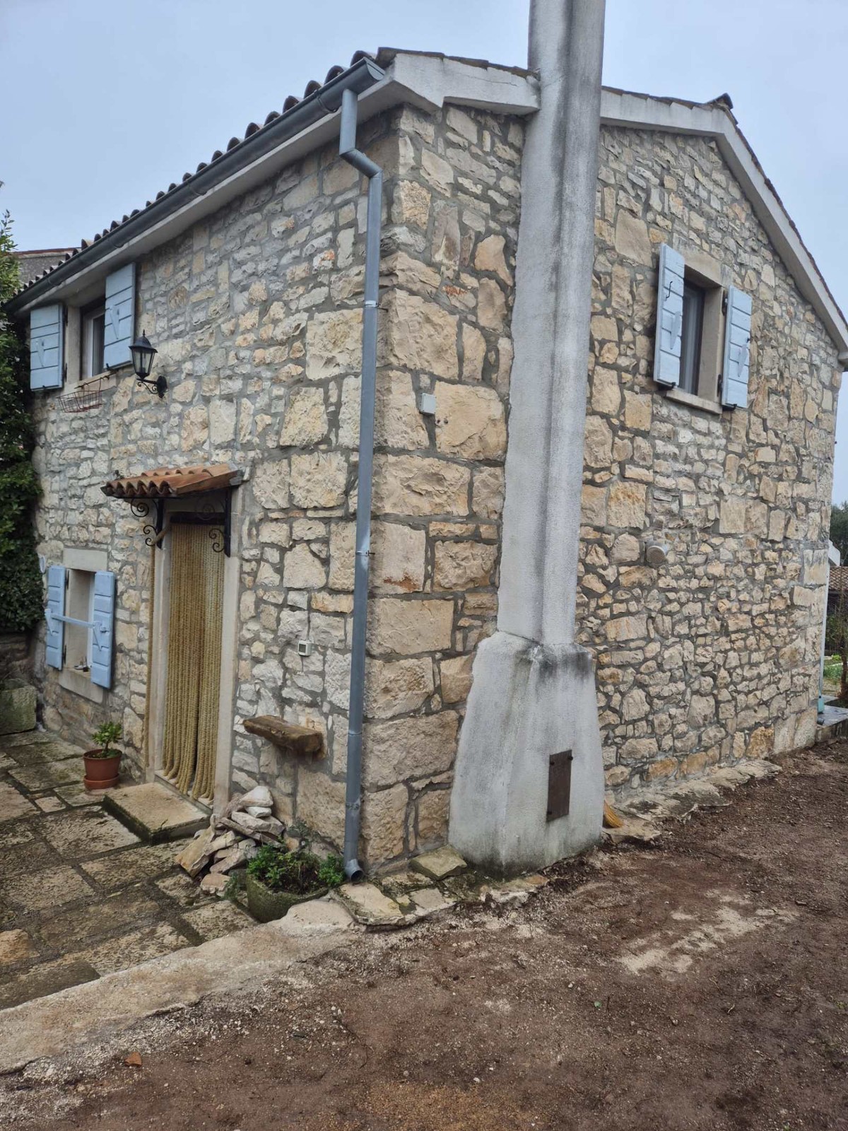Kako je Livio iz Marčane sasvim uklonio vlagu i plijesan u svom domu i apartmanu?