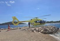 VIDEO Snimke dramatičnog spašavanja na Šolti: Helikopter je sletio na plažu, micali su se stolovi, stolice, reklame...