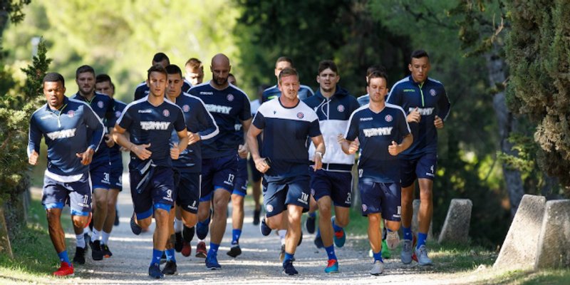 FOTOGALERIJA Hajdukovci odradili zadnji dan priprema na Braču
