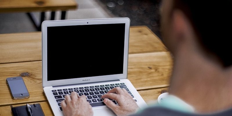 Europska komisija pokrenula Akcijski plan za borbu protiv kibernetičkog zlostavljanja kako bi zaštitila mlade na internetu