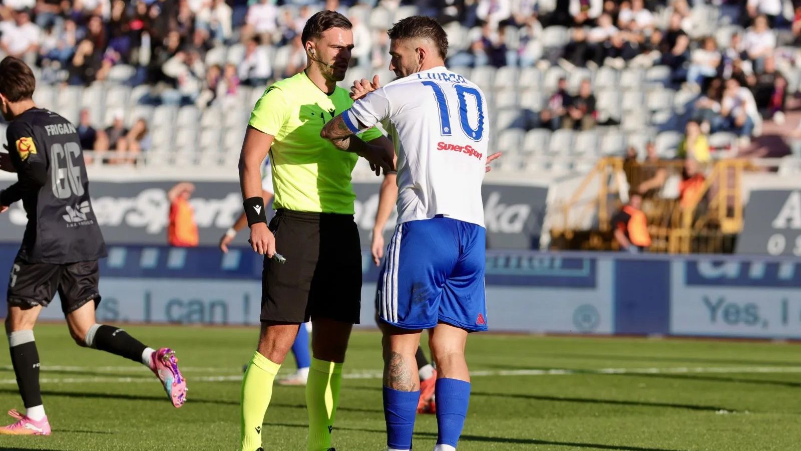 KOMENTAR SUĐENJA: Za mladog suca je to jako dobro, ali imali smo i očito povlačenje Livaje