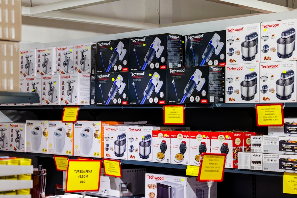 Best Price u Kaštelima opet ruši rekorde: 4K televizori od 169 eura, a evo što je još brutalno sniženo