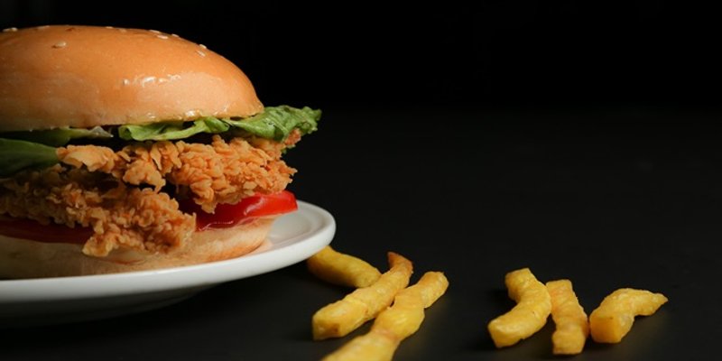 PRISJELA MU VEČERA Gost šokiran cijenom burgera u dalmatinskom restoranu