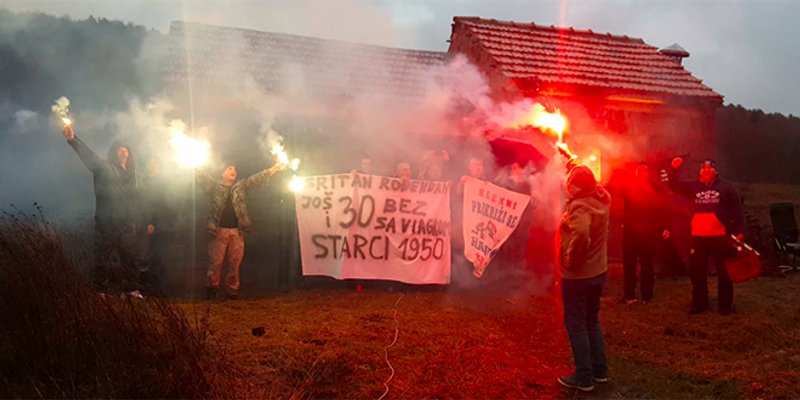 BOŽIĆNA PRIČA IZ LUČANA Šurin 'prijenos derbija' više se ne može čuti na poljudskom Sjeveru, ali svake godine stara Torcidina garda u njegovom selu oživi uspomene