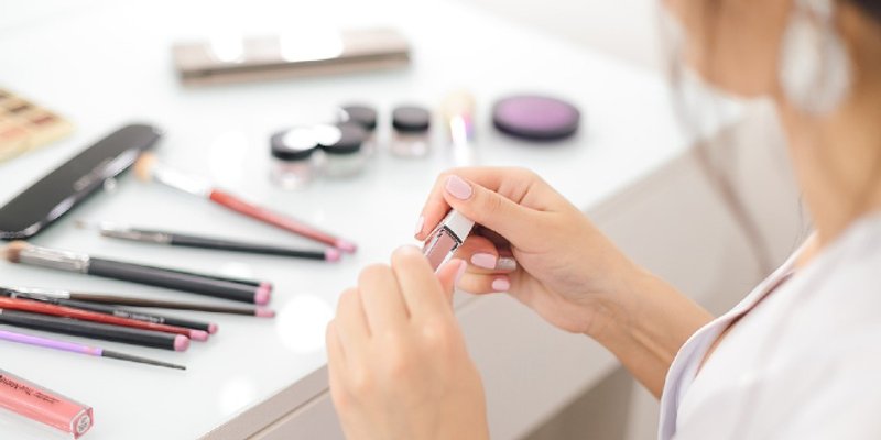 Tajne dugotrajnog make upa: Kako da šminka traje cijeli dan?