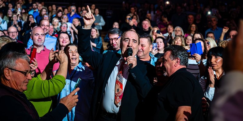 FOTO Mladen Grdović proslavio 45 godina karijere u Lisinskom, provjerite kako je bilo