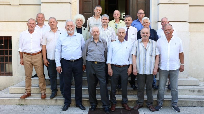 Polaznici splitske Srednje tehničke škole proslavili 50 godina mature